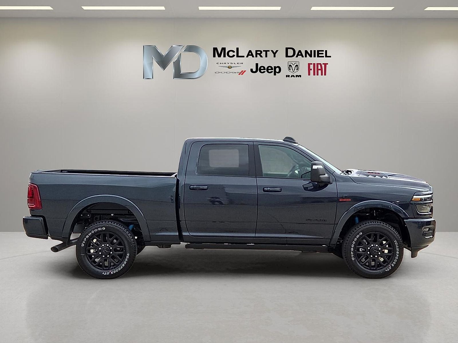 2026 RAM Ram 2500 RAM 2500 LIMITED CREW CAB 4X4 6'4' BOX