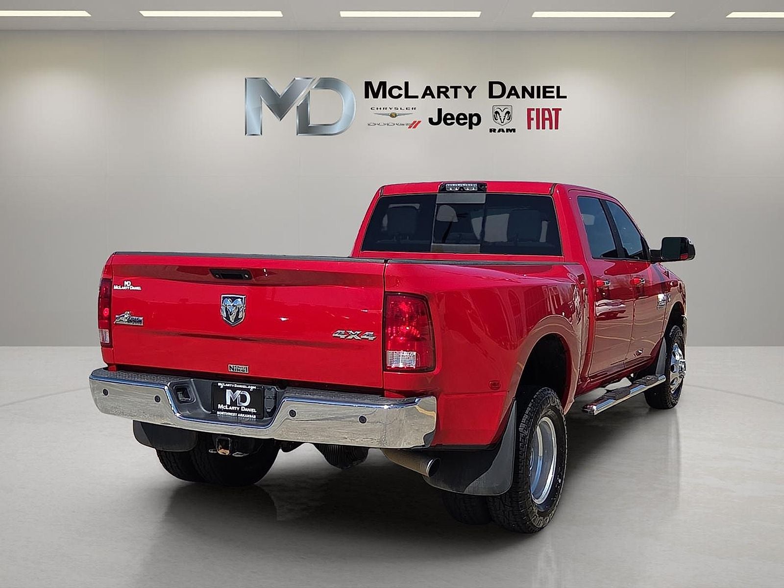 2018 RAM 3500 Big Horn Crew Cab 4x4 8' Box