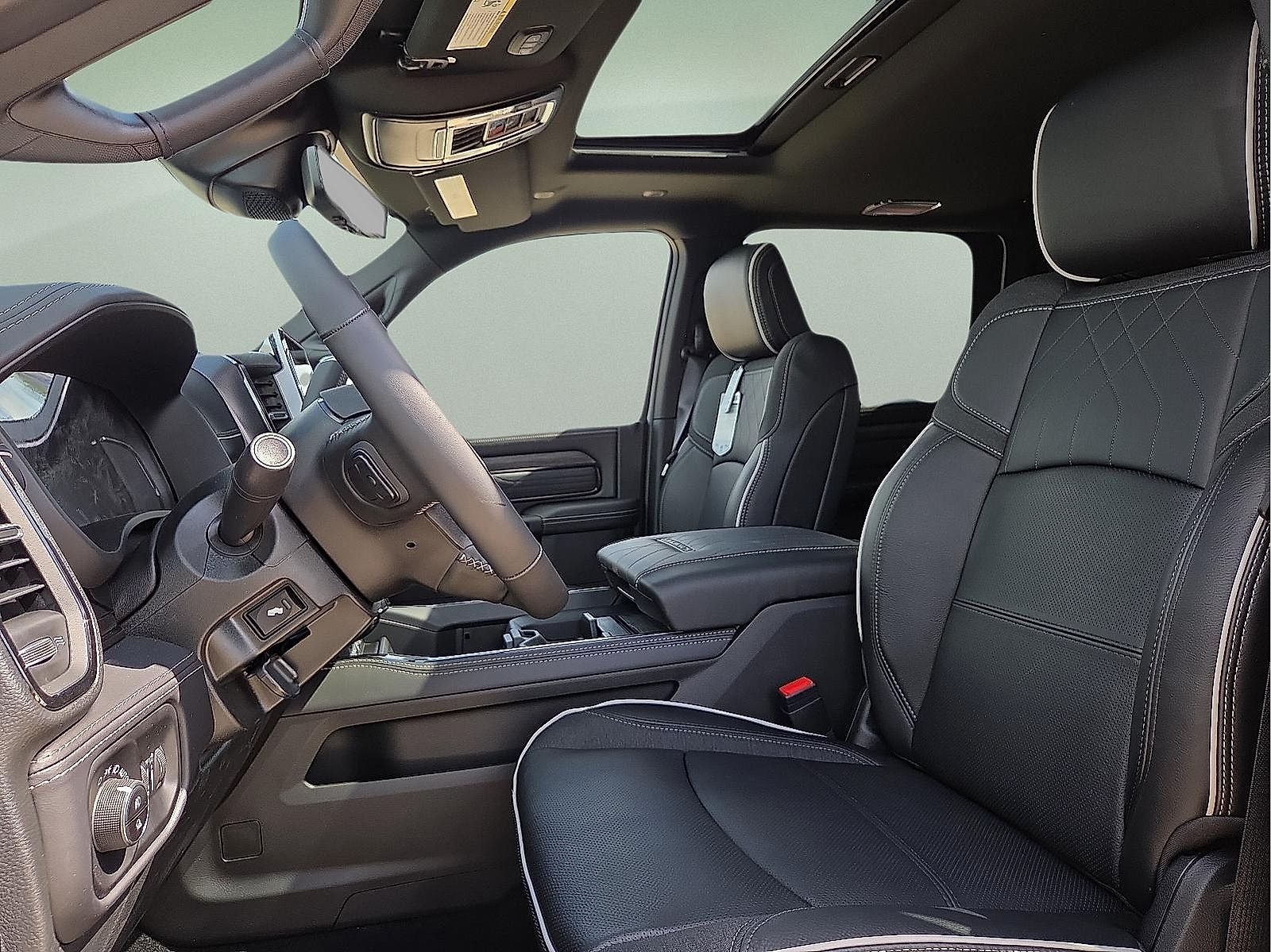 2026 RAM Ram 3500 RAM 3500 LIMITED MEGA CAB 4X4 6'4' BOX