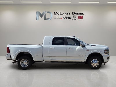 2026 RAM Ram 3500 RAM 3500 LIMITED MEGA CAB 4X4 6'4' BOX