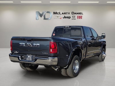 2026 RAM Ram 3500 RAM 3500 LIMITED CREW CAB 4X4 8' BOX