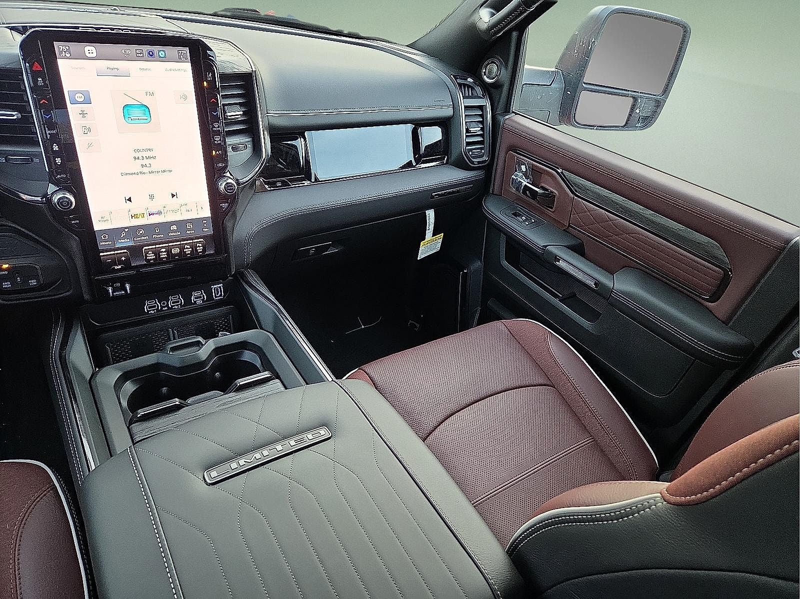 2026 RAM Ram 3500 RAM 3500 LIMITED CREW CAB 4X4 8' BOX