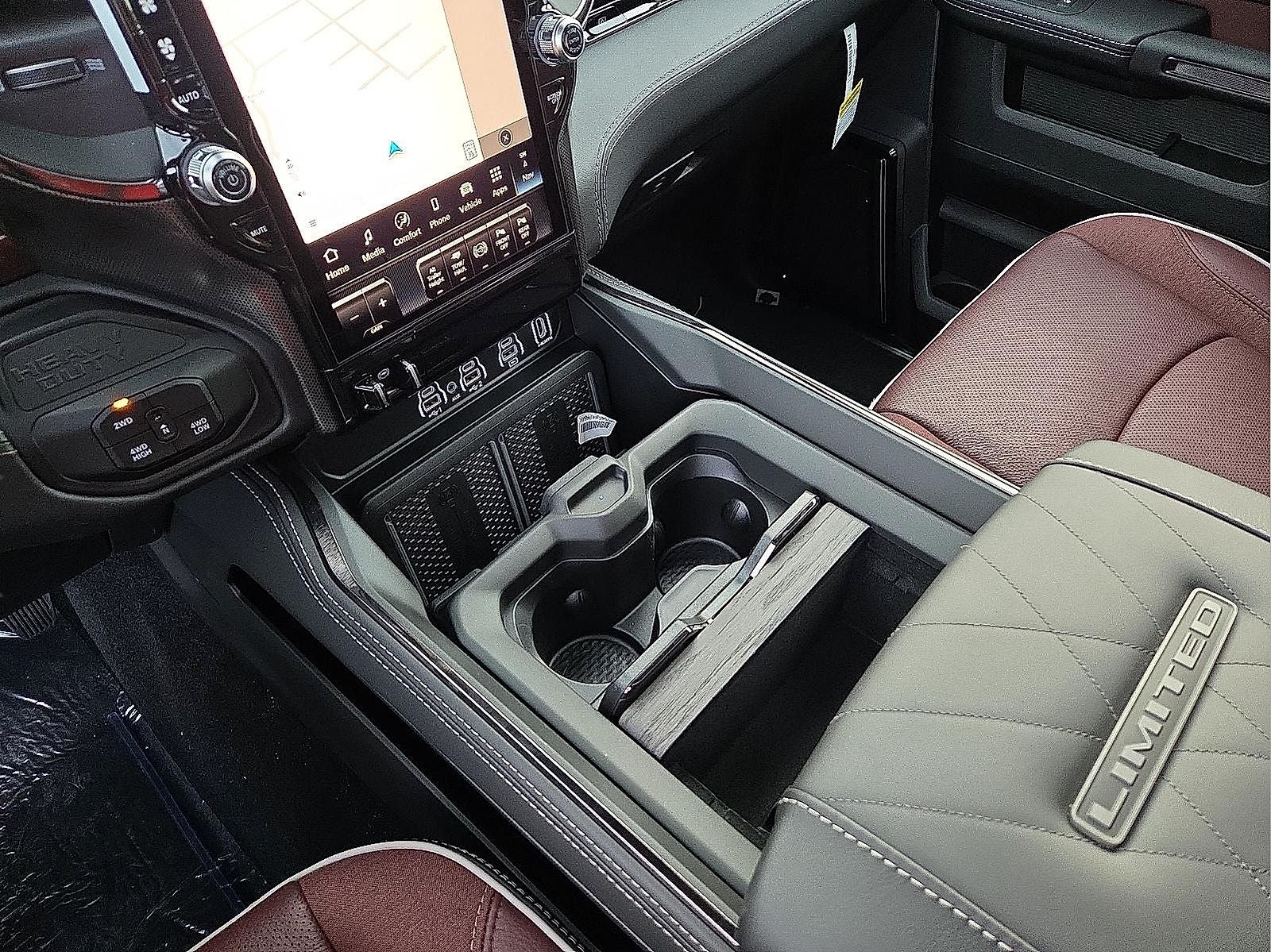 2026 RAM Ram 3500 RAM 3500 LIMITED CREW CAB 4X4 8' BOX