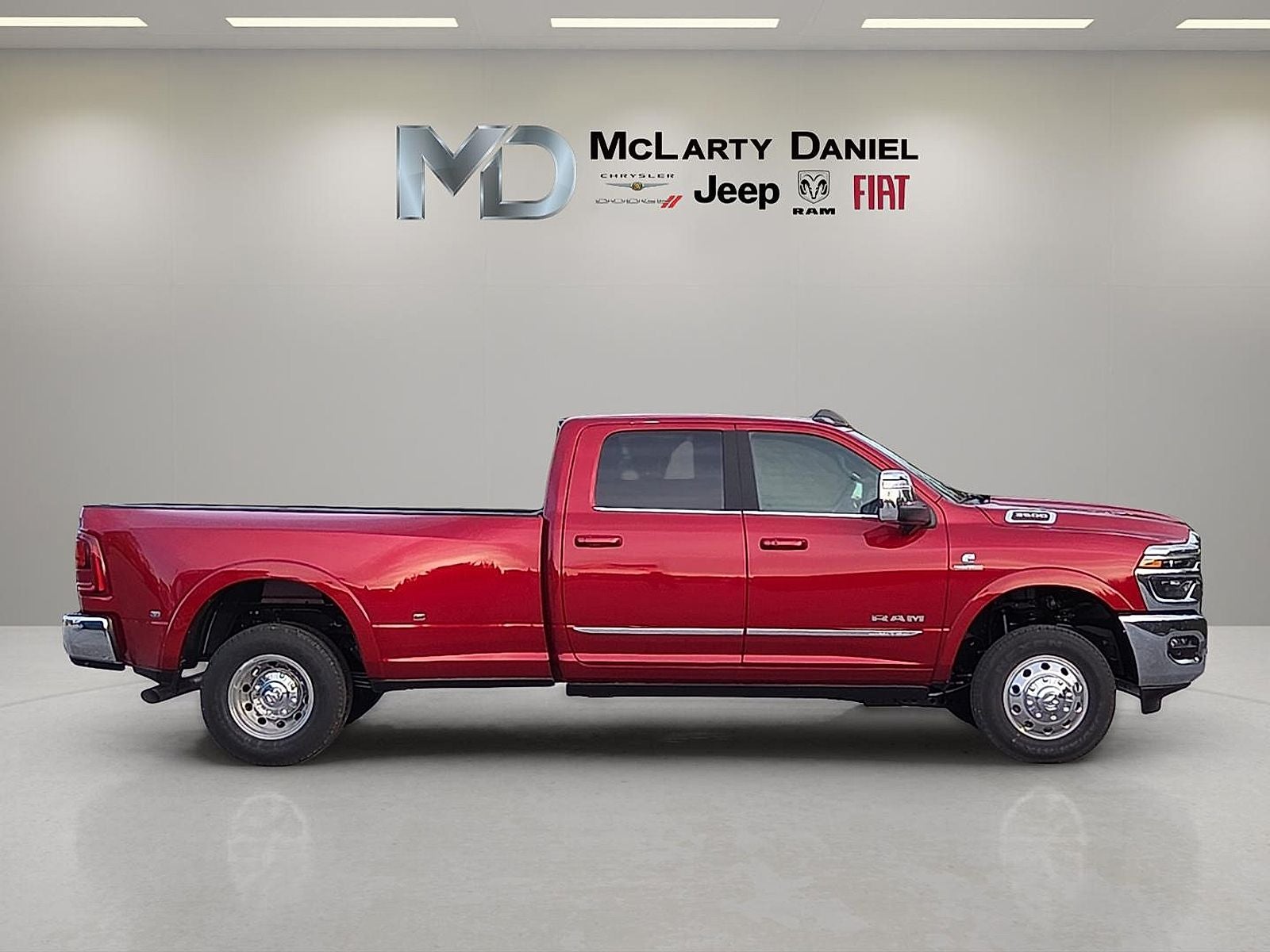 2026 RAM Ram 3500 RAM 3500 LIMITED CREW CAB 4X4 8' BOX