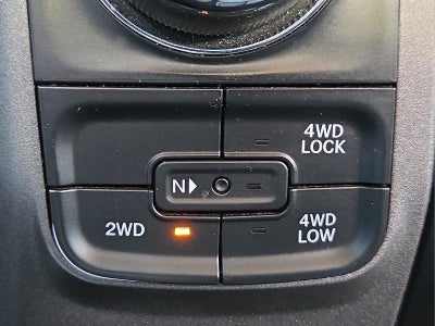 2022 RAM 1500 Classic Tradesman Crew Cab 4x4 5'7' Box