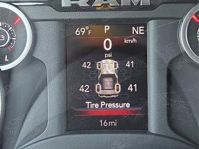 2025 RAM Ram 1500 RAM 1500 TRADESMAN CREW CAB 4X4 5'7' BOX