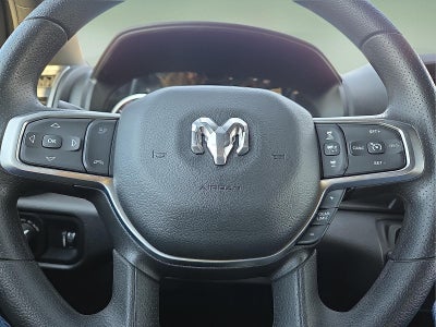 2025 RAM Ram 1500 RAM 1500 TRADESMAN CREW CAB 4X4 5'7' BOX