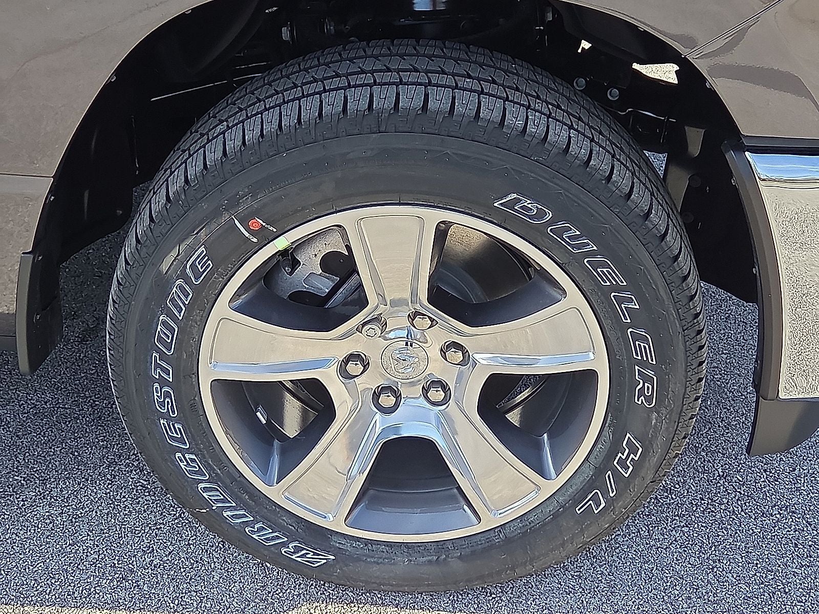 2025 RAM Ram 1500 RAM 1500 TRADESMAN CREW CAB 4X4 5'7' BOX