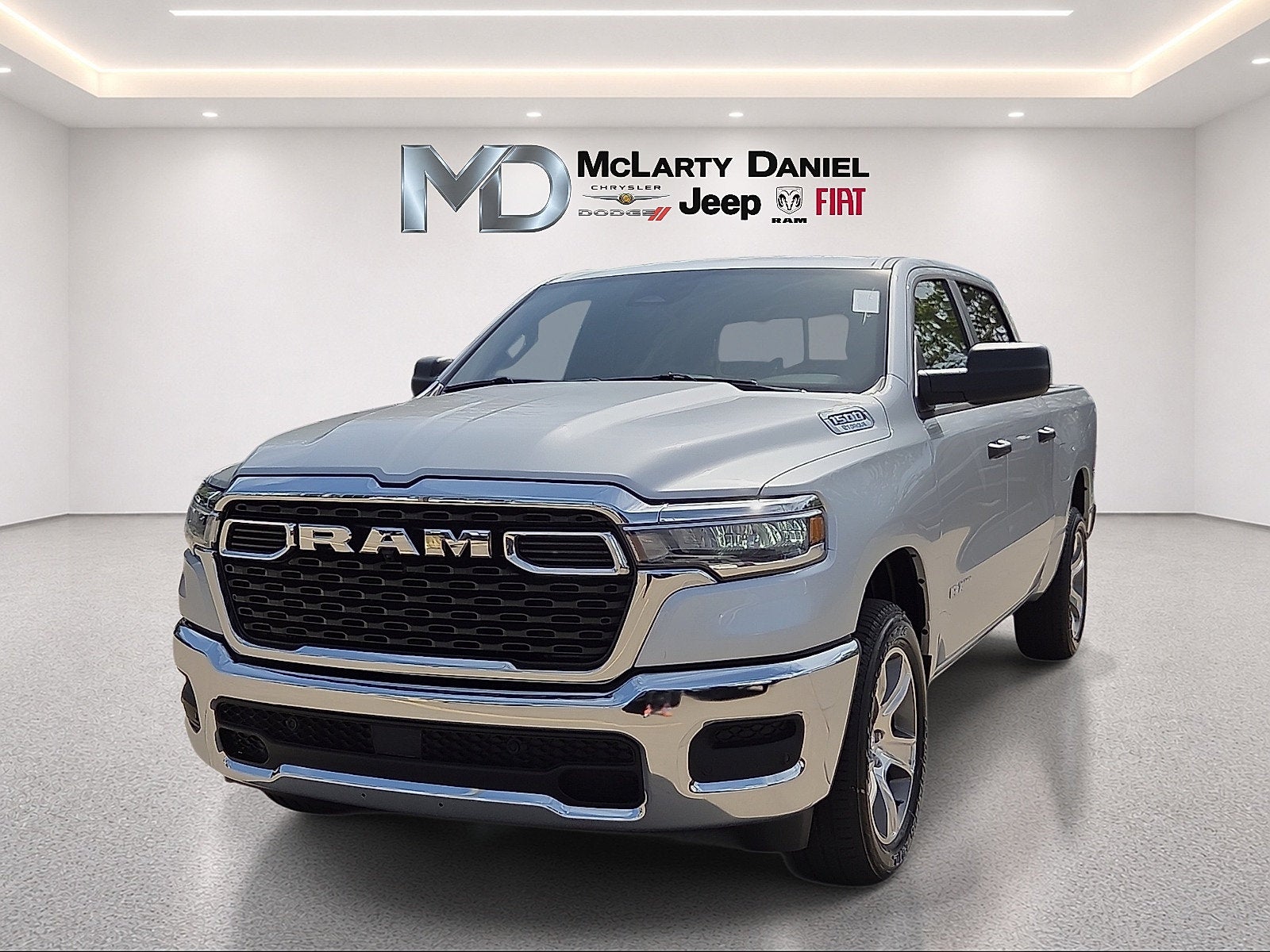 2027 RAM 1500 RAM 1500 TRADESMAN CREW CAB 4X4 5'7' BOX