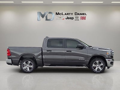 2026 RAM Ram 1500 RAM 1500 TRADESMAN CREW CAB 4X4 5'7' BOX