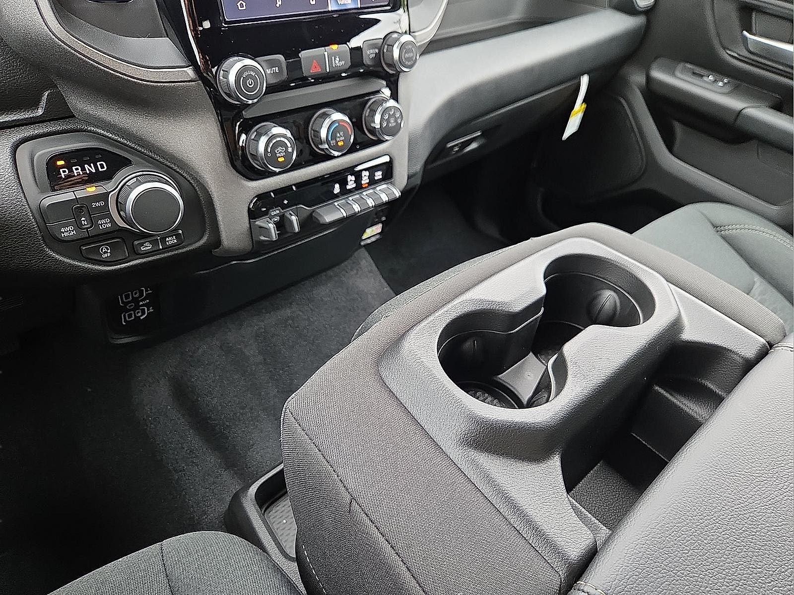 2026 RAM Ram 1500 RAM 1500 WARLOCK CREW CAB 4X4 5'7' BOX