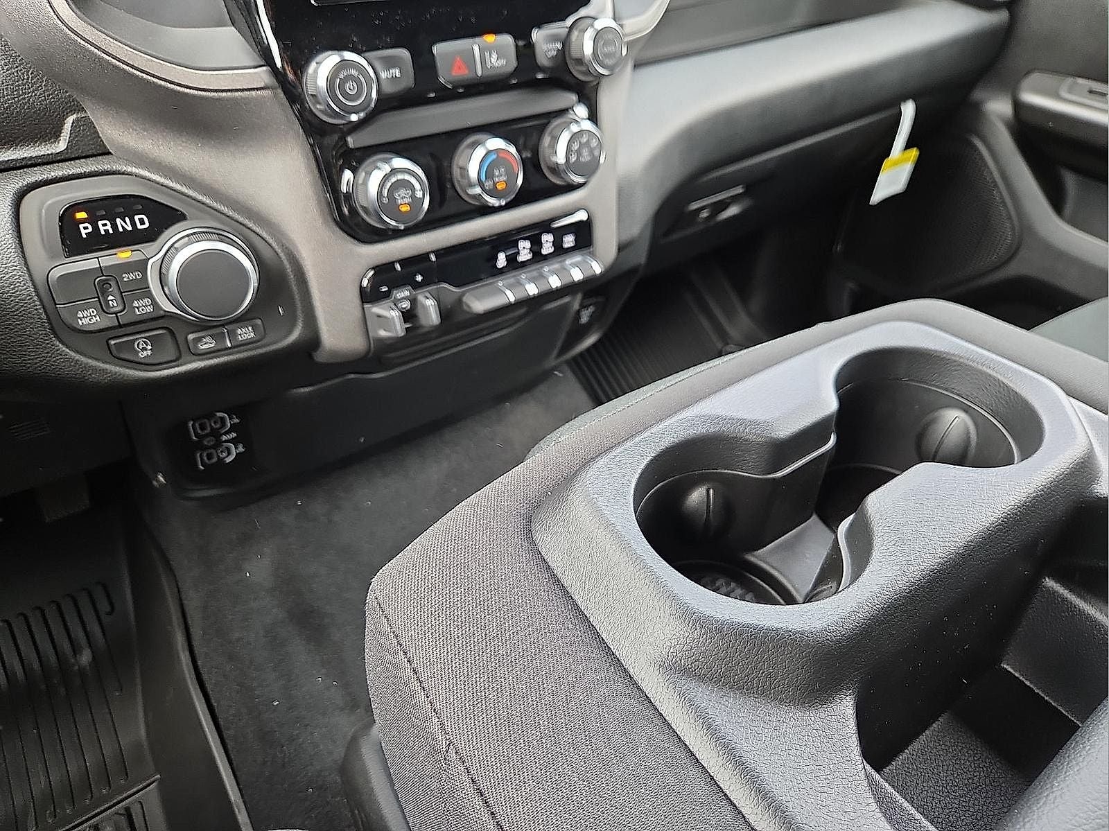 2026 RAM Ram 1500 RAM 1500 WARLOCK CREW CAB 4X4 5'7' BOX