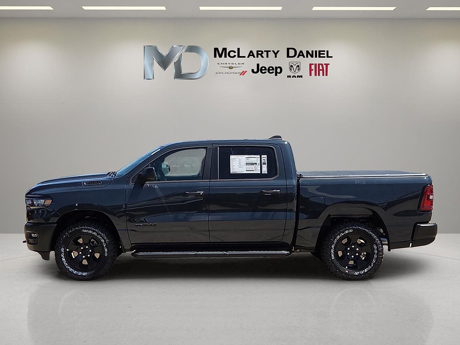2026 RAM Ram 1500 RAM 1500 WARLOCK CREW CAB 4X4 5'7' BOX
