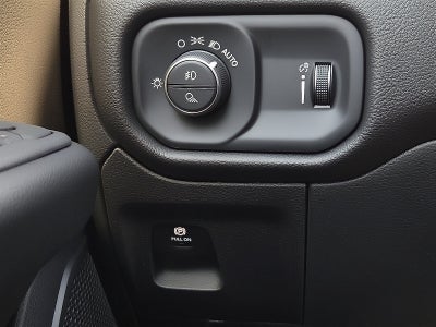 2027 RAM 1500 RAM 1500 EXPRESS CREW CAB 4X4 5'7' BOX