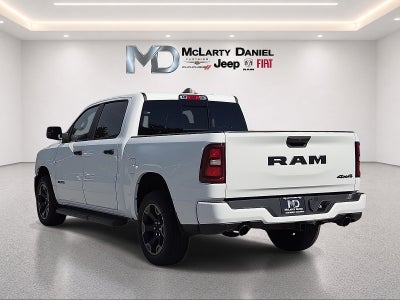 2027 RAM 1500 RAM 1500 EXPRESS CREW CAB 4X4 5'7' BOX