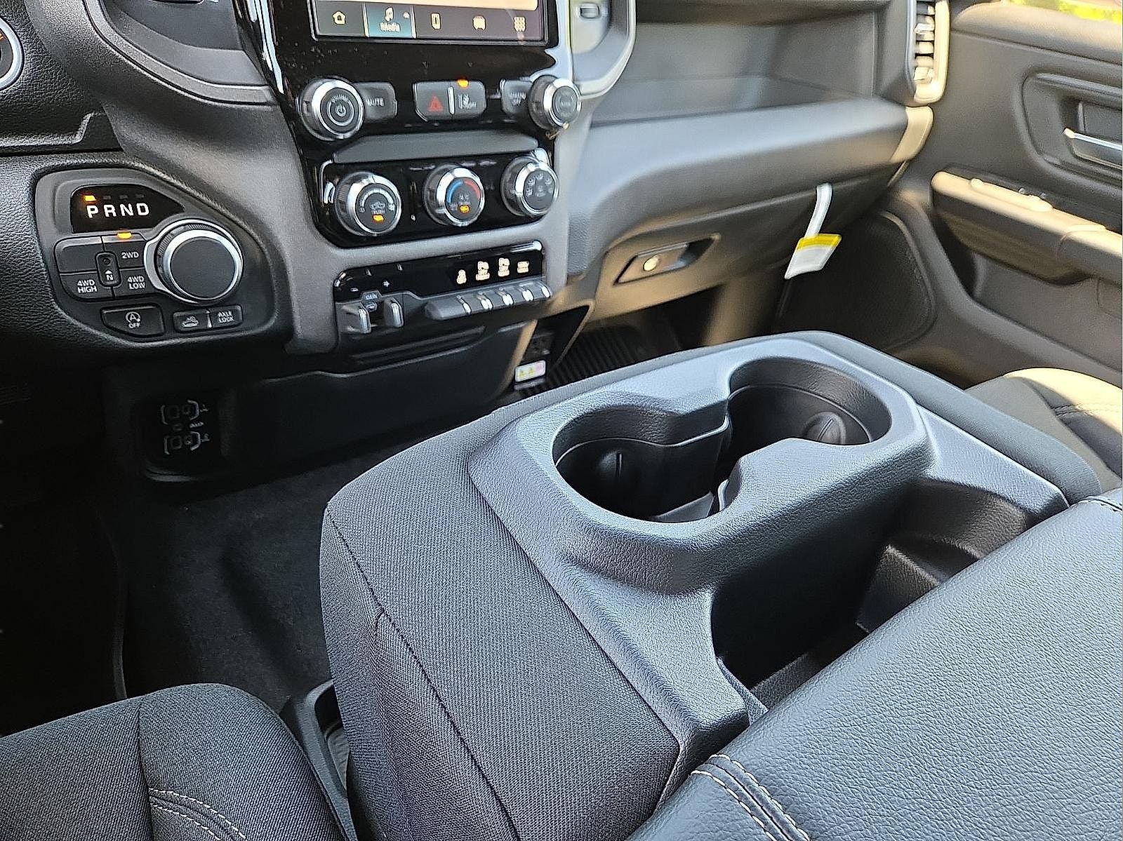 2026 RAM Ram 1500 RAM 1500 WARLOCK CREW CAB 4X4 5'7' BOX