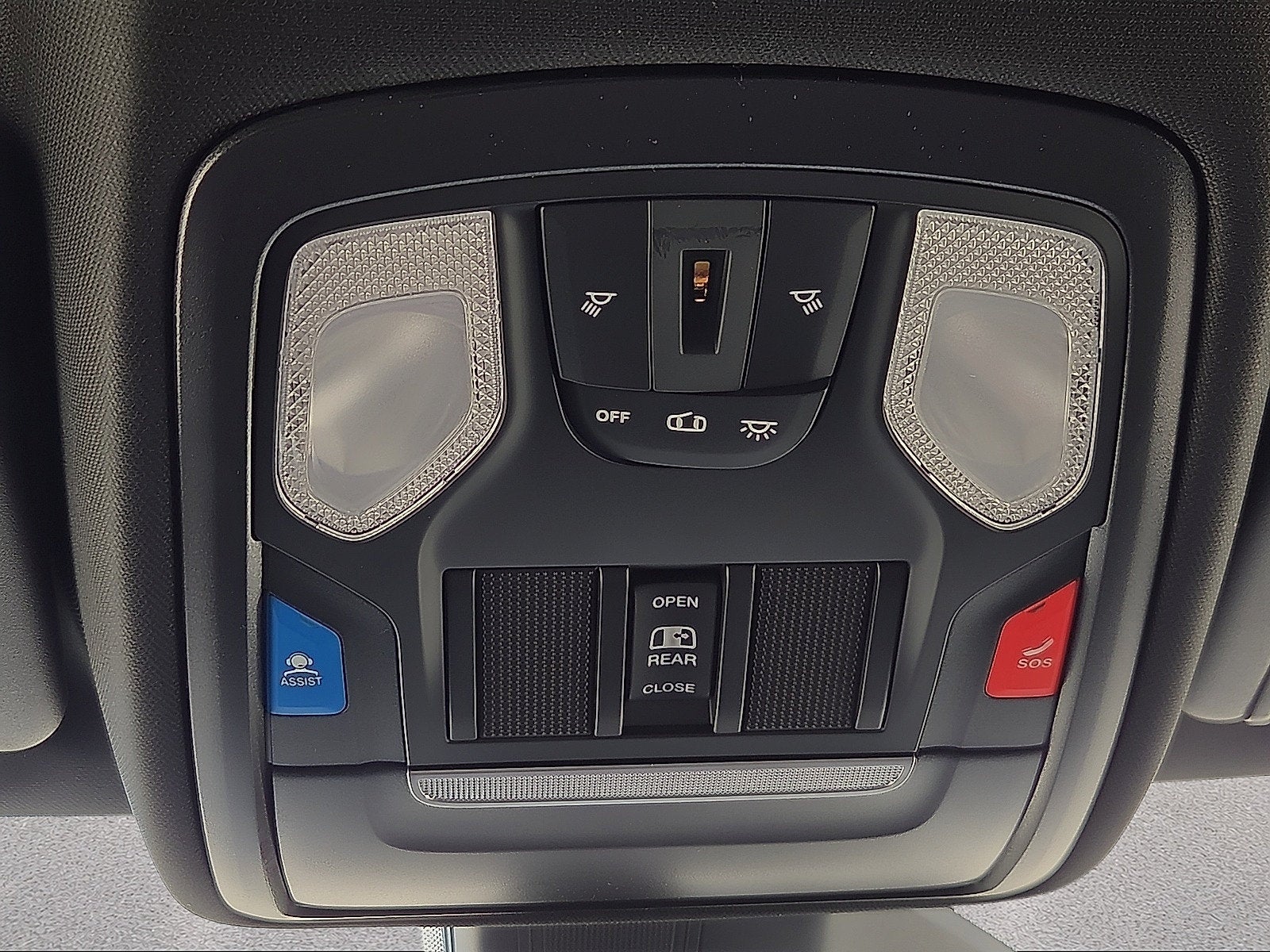 2027 RAM 1500 RAM 1500 EXPRESS CREW CAB 4X4 5'7' BOX