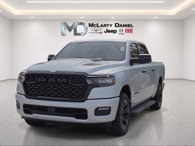 2027 RAM 1500 RAM 1500 EXPRESS CREW CAB 4X4 5'7' BOX