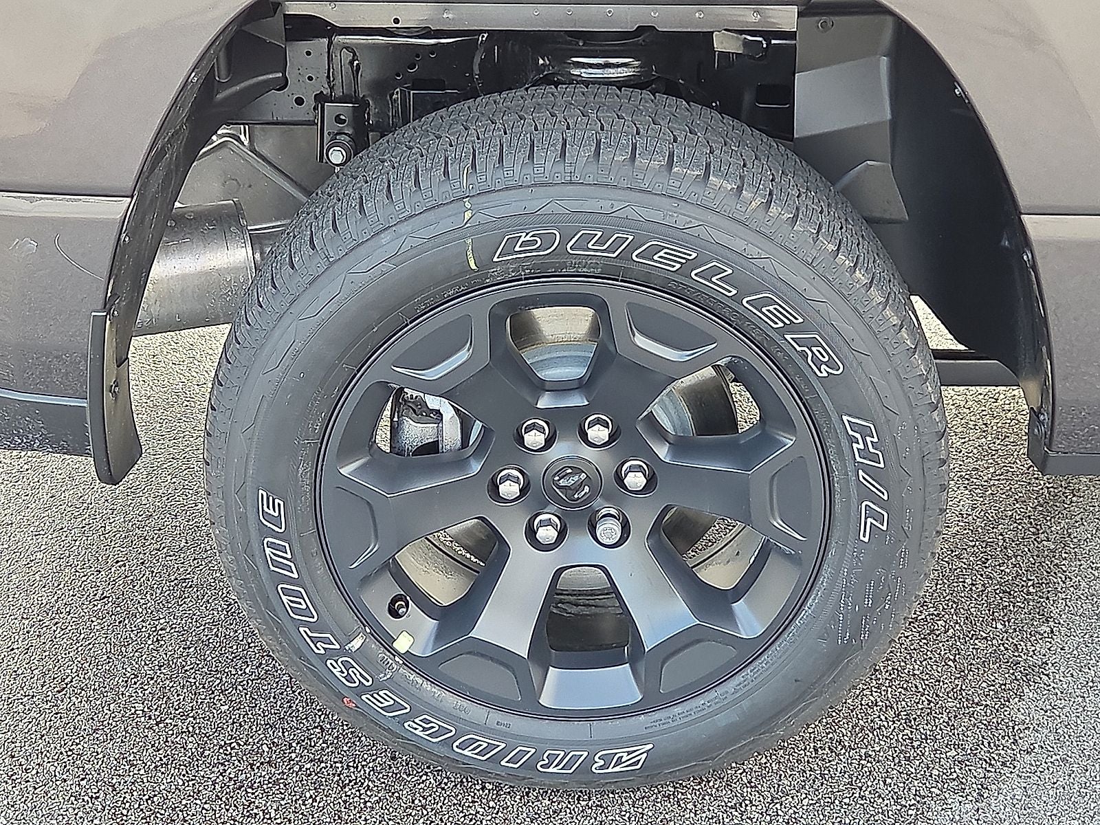 2026 RAM Ram 1500 RAM 1500 EXPRESS CREW CAB 4X4 5'7' BOX
