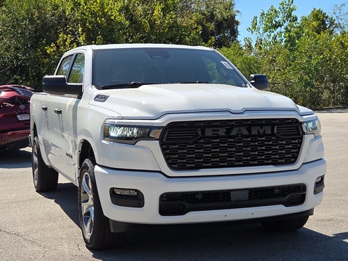 2027 RAM 1500 RAM 1500 EXPRESS CREW CAB 4X4 5'7' BOX