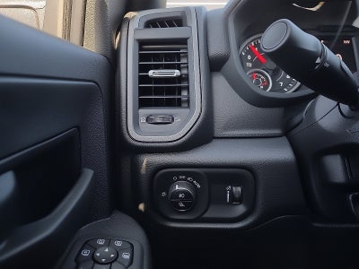 2027 RAM 2500 RAM 2500 BLACK EXPRESS CREW CAB 4X4 6'4' BOX