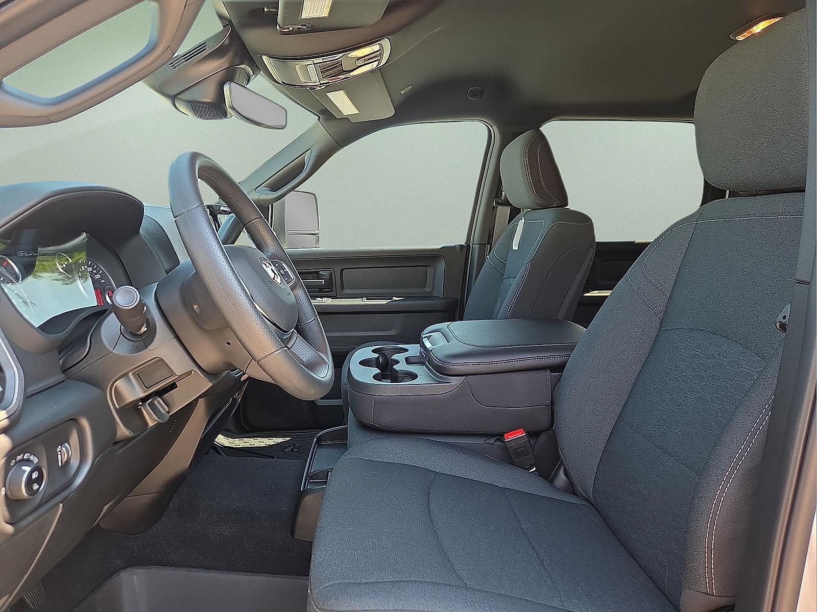 2026 RAM 2500 RAM 2500 TRADESMAN CREW CAB 4X4 6'4' BOX