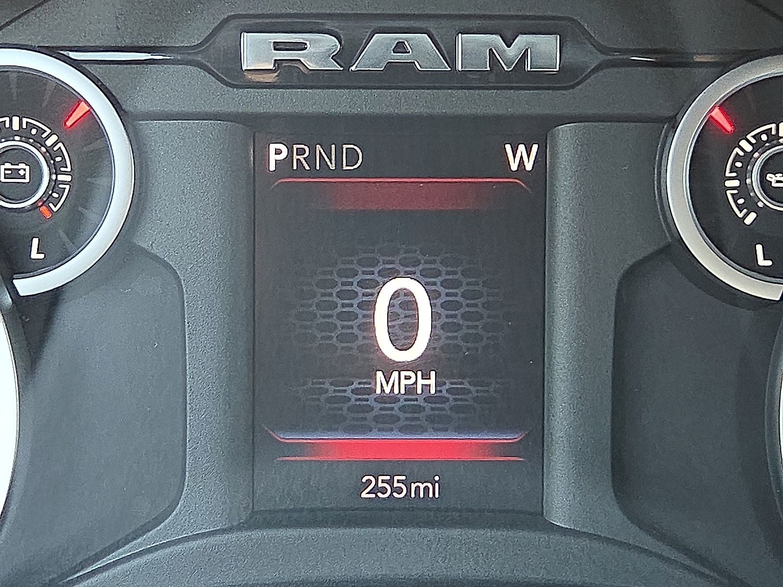 2026 RAM 2500 RAM 2500 TRADESMAN CREW CAB 4X4 6'4' BOX