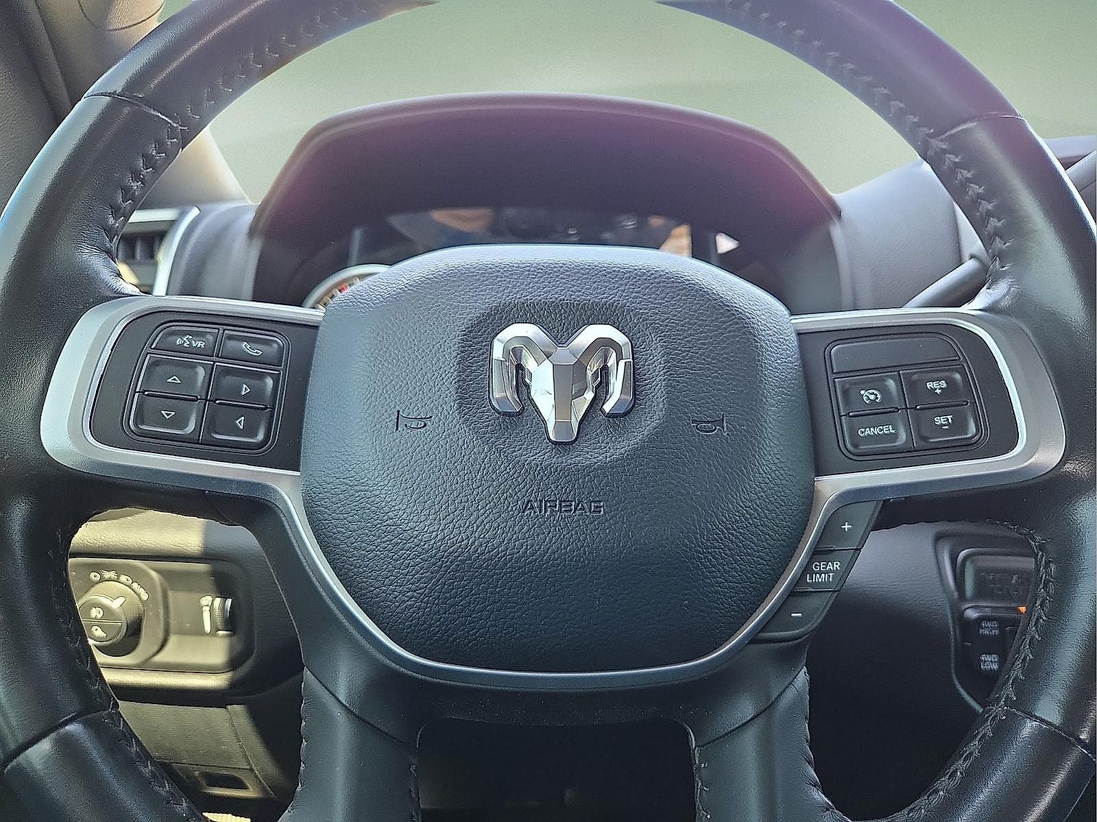 2021 RAM 2500 Big Horn Crew Cab 4x4 6'4' Box