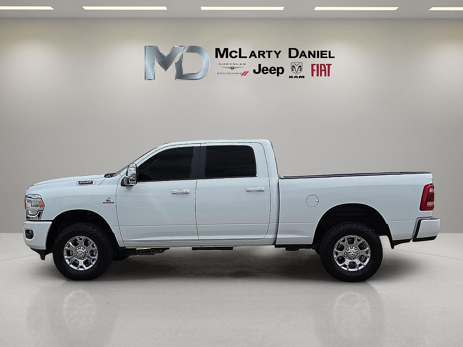 2024 RAM 2500 Laramie Crew Cab 4x4 6'4' Box