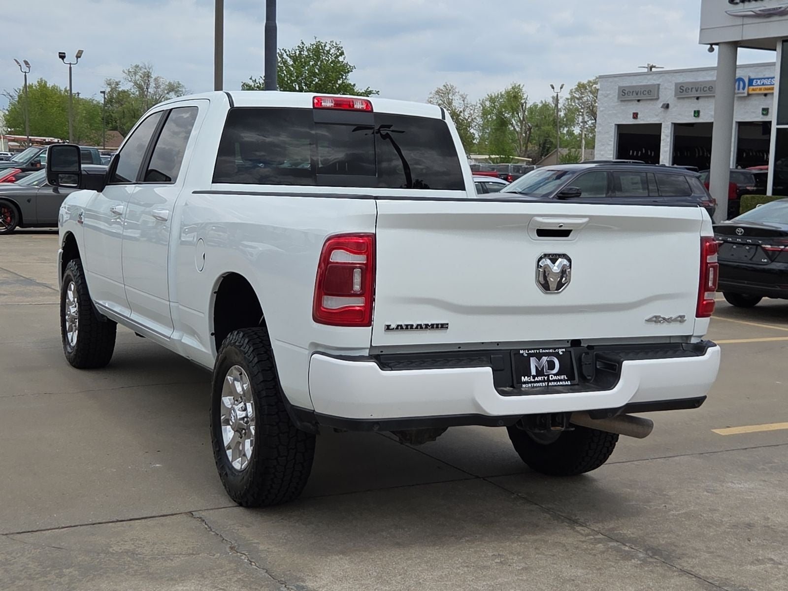 2024 RAM 2500 Laramie Crew Cab 4x4 6'4' Box