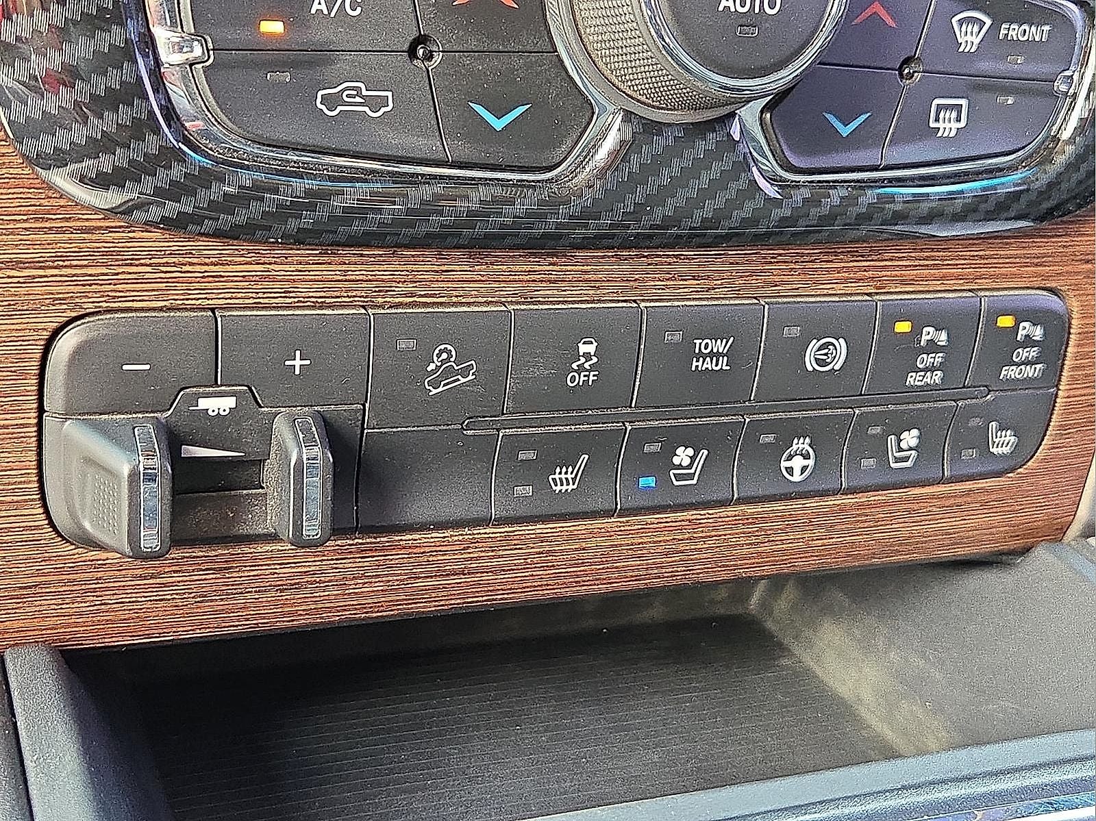 2018 RAM 2500 Laramie Mega Cab 4x4 6'4' Box