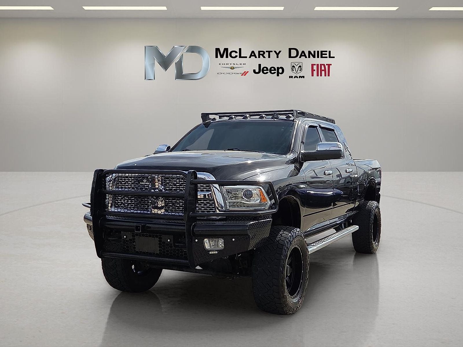 2018 RAM 2500 Laramie Mega Cab 4x4 6'4' Box