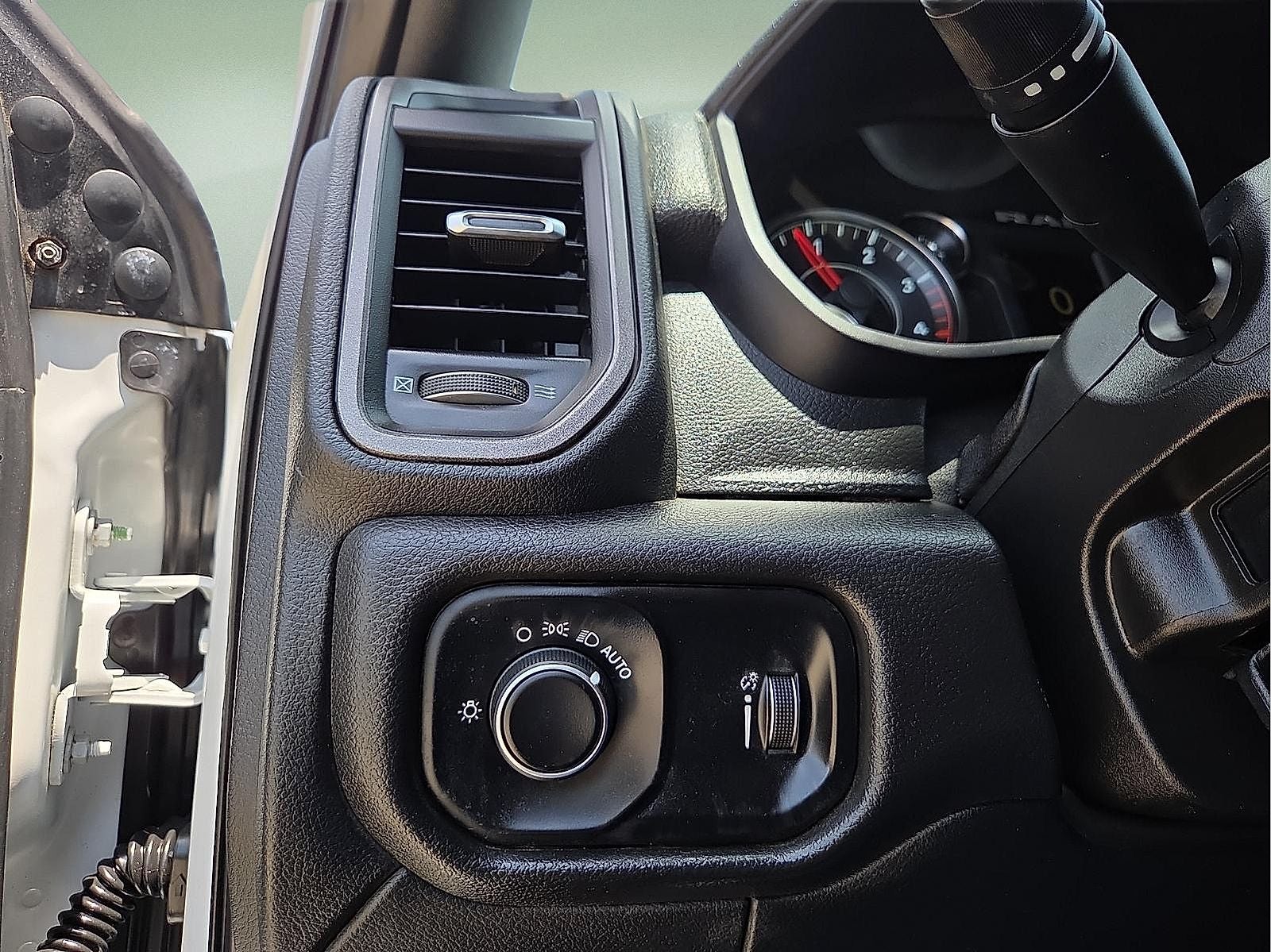 2022 RAM 5500 Chassis Tradesman/SLT/Laramie/Limited