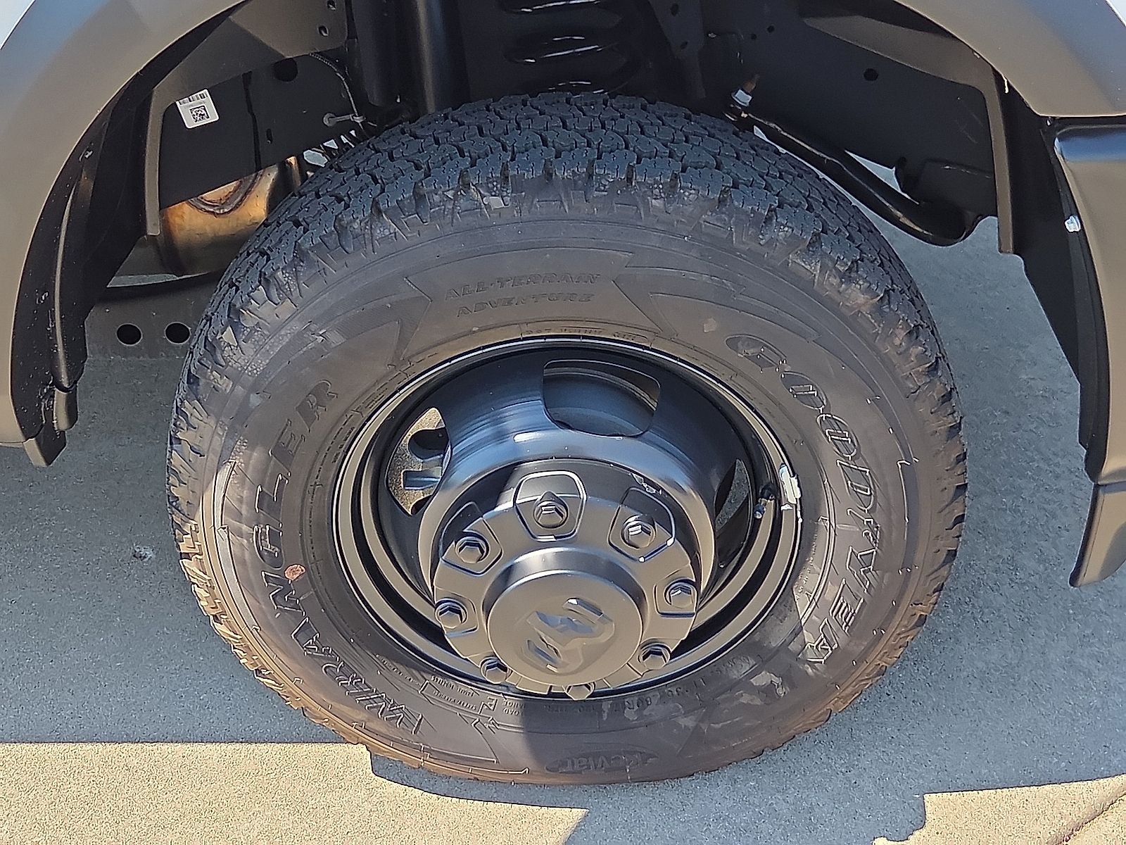 2026 RAM 3500 Chassis RAM 3500 TRADESMAN CREW CAB CHASSIS 4X4 60' CA