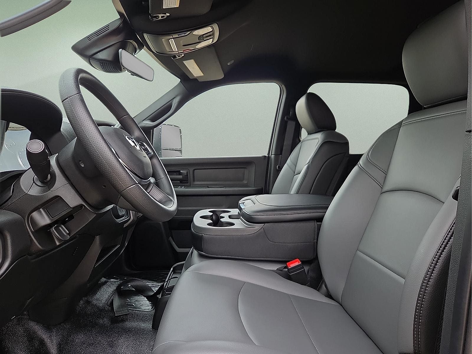 2026 RAM 3500 Tradesman/Big Horn