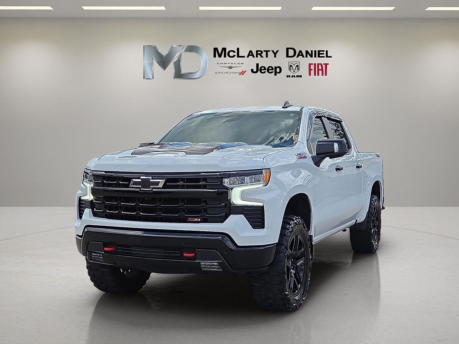 2025 Chevrolet Silverado 1500 4WD Crew Cab Short Bed LT Trail Boss