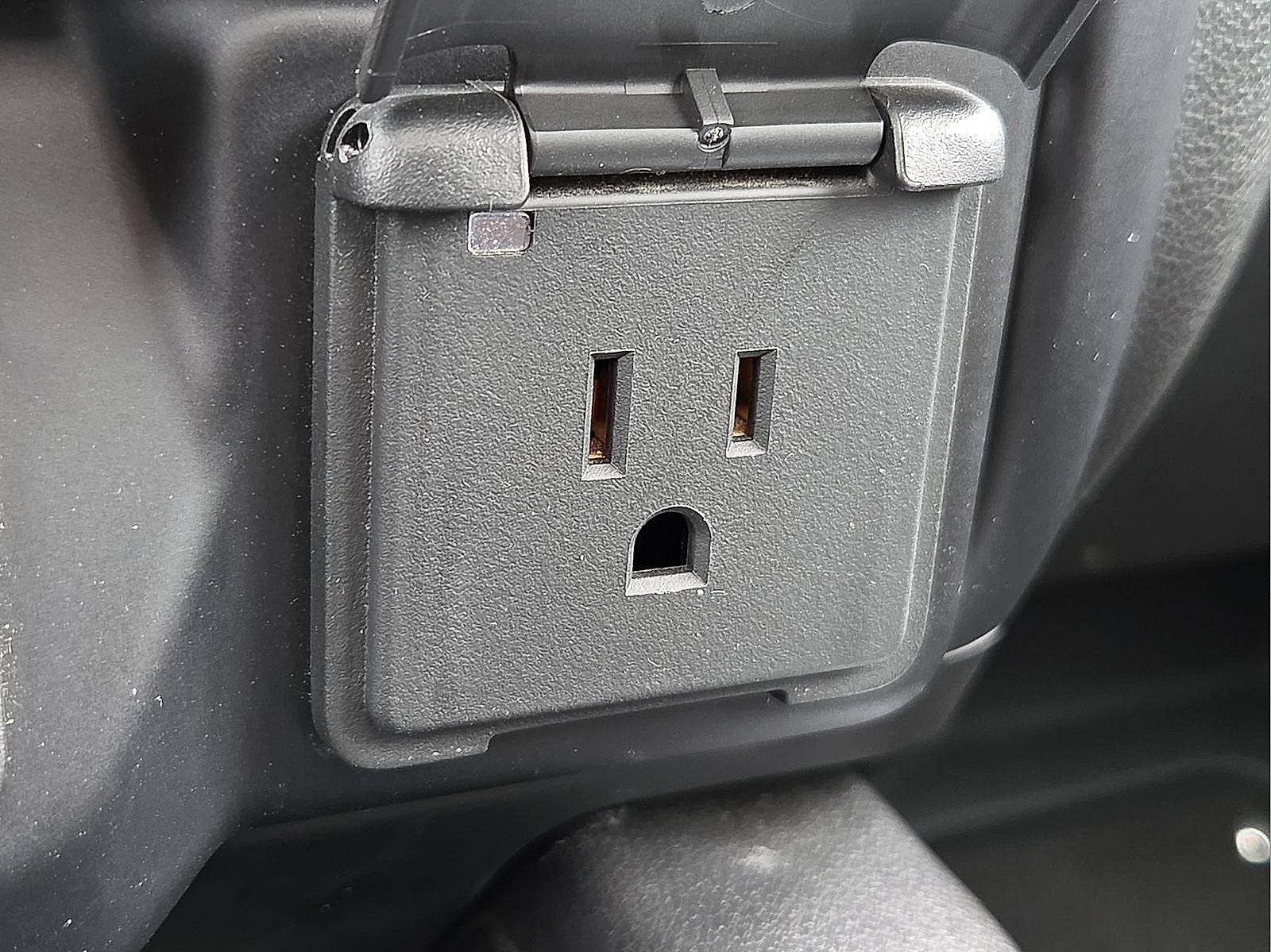 2022 GMC Sierra 1500 Limited 4WD Crew Cab Short Box AT4