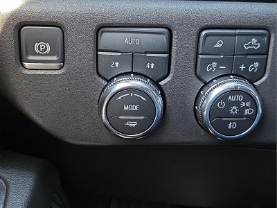 2024 GMC Sierra 1500 4WD Crew Cab Short Box Elevation with 3SB