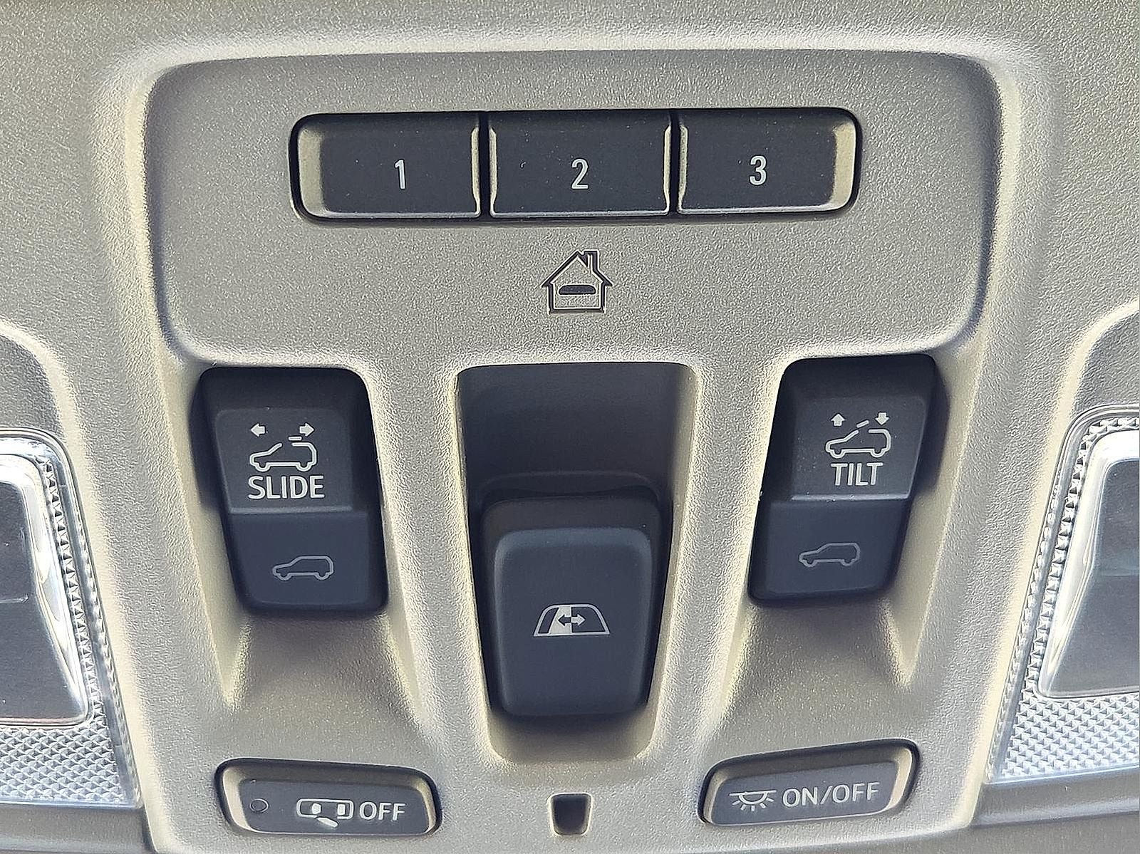 2025 GMC Sierra 1500 4WD Crew Cab Short Box Denali