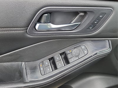 2023 Nissan Rogue SL FWD