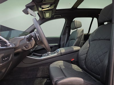 2025 BMW X5 M60i