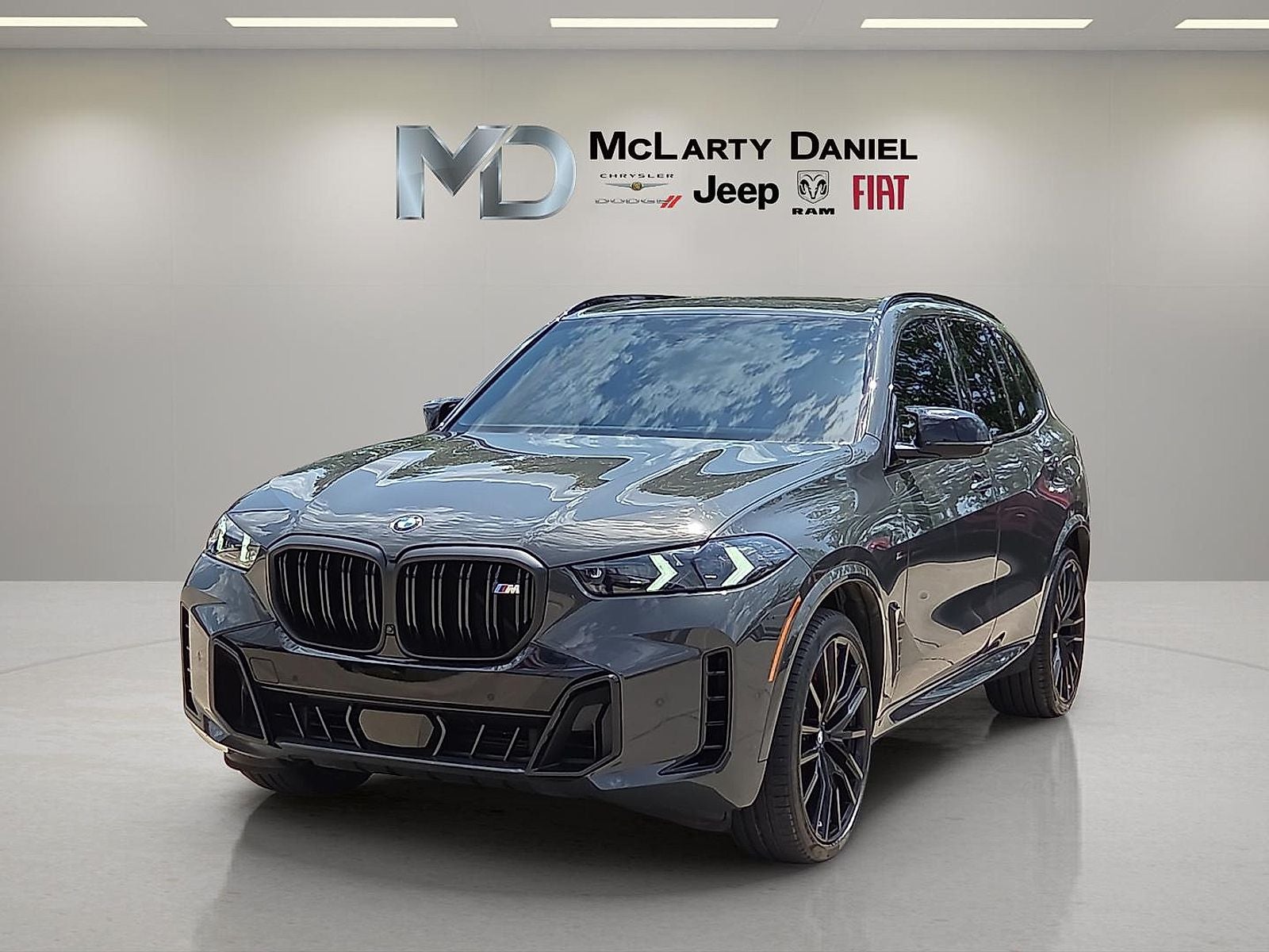 2025 BMW X5 M60i
