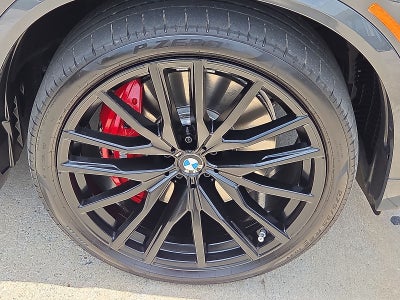 2025 BMW X5 M60i