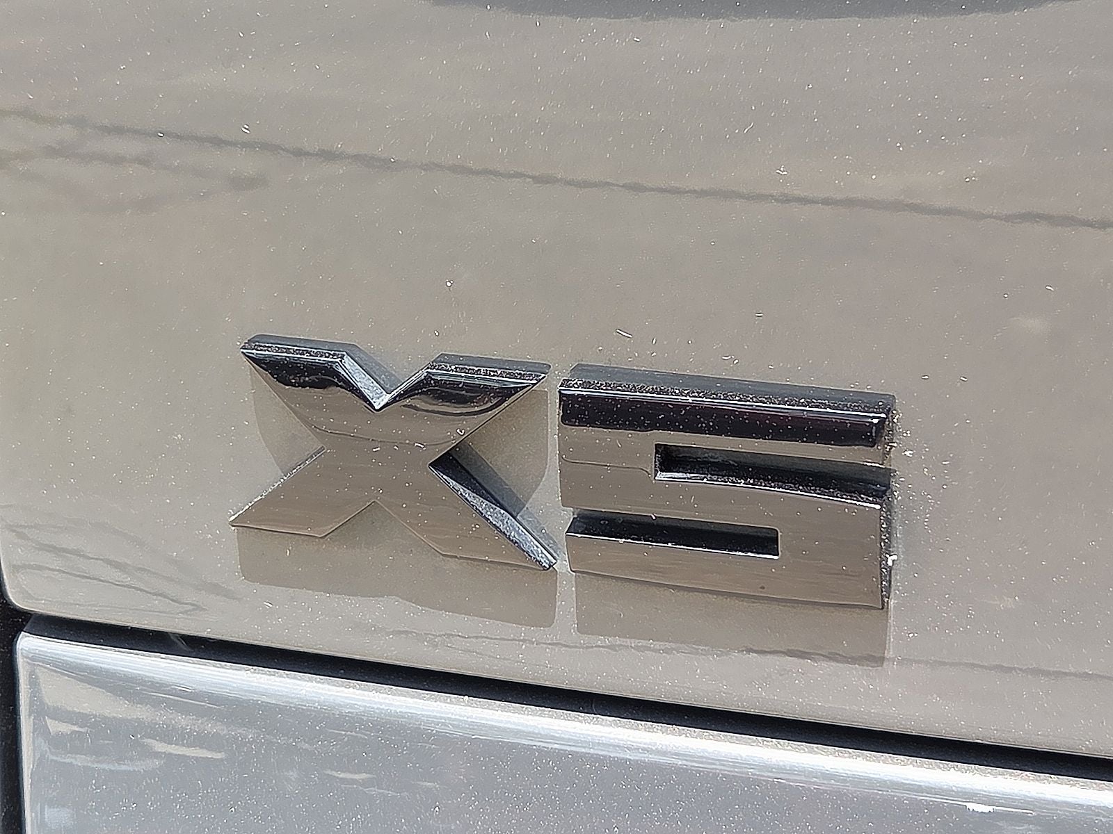 2025 BMW X5 M60i