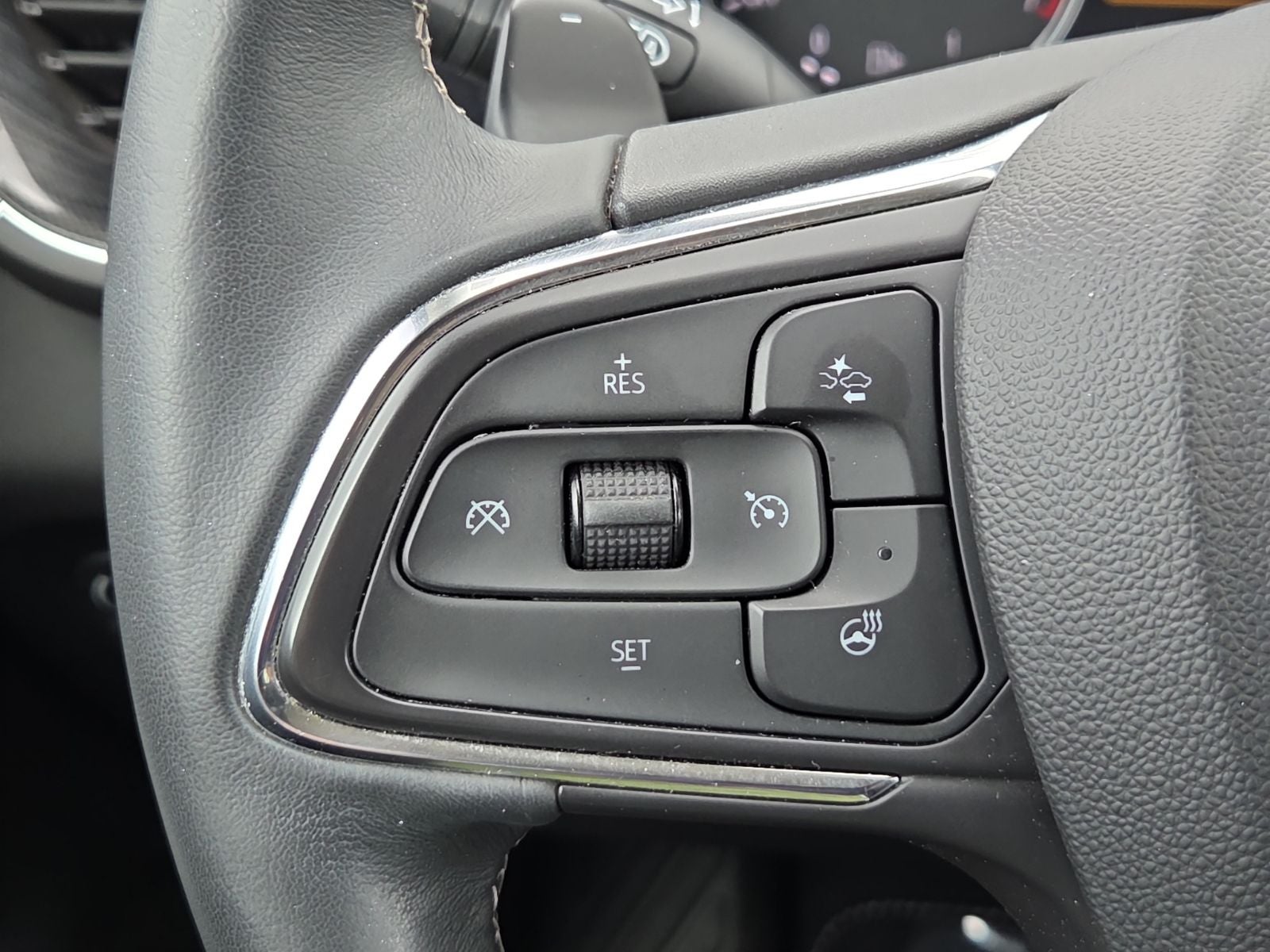 2023 Buick Envision Essence AWD