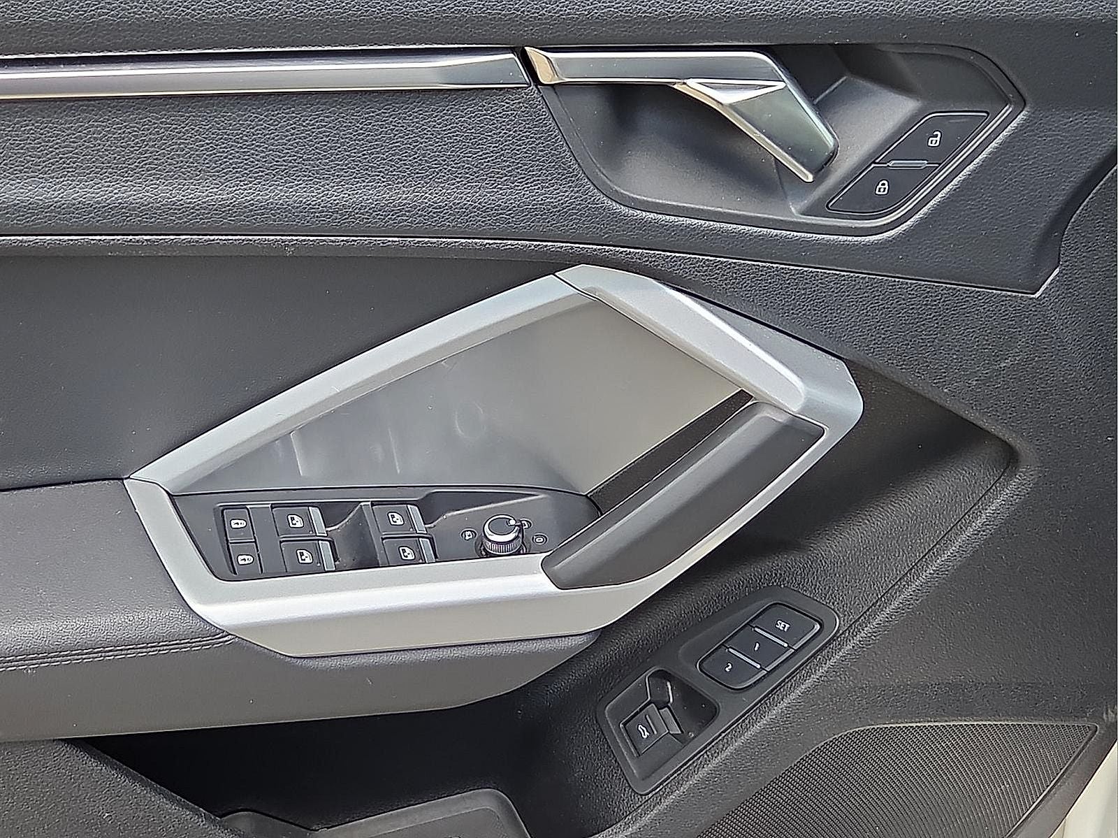 2024 Audi Q3 Premium 45 TFSI S line quattro Tiptronic