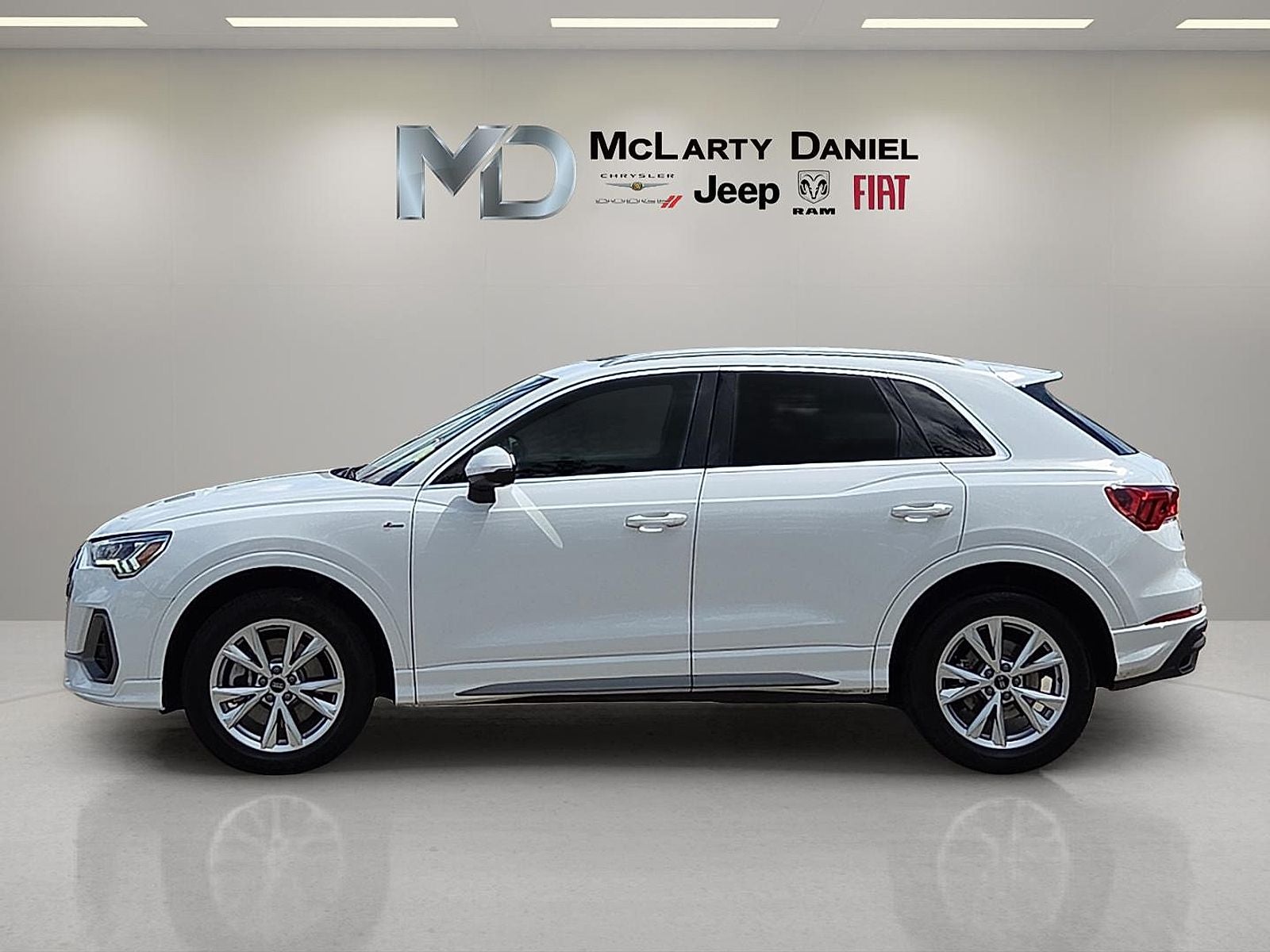 2024 Audi Q3 Premium 45 TFSI S line quattro Tiptronic