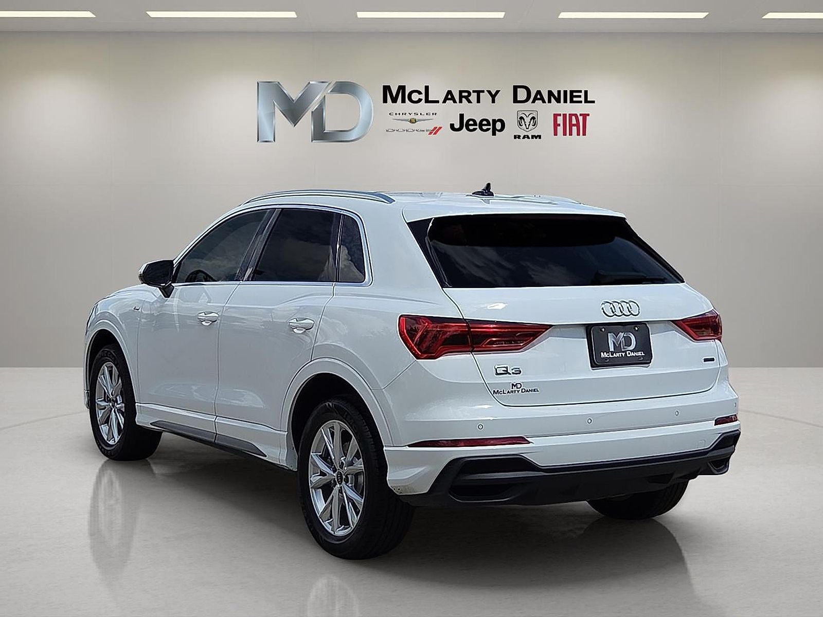 2024 Audi Q3 Premium 45 TFSI S line quattro Tiptronic