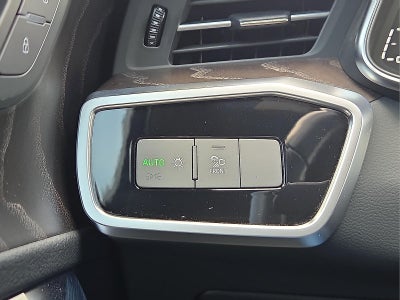 2023 Audi A6 Sedan Premium 45 TFSI quattro S tronic