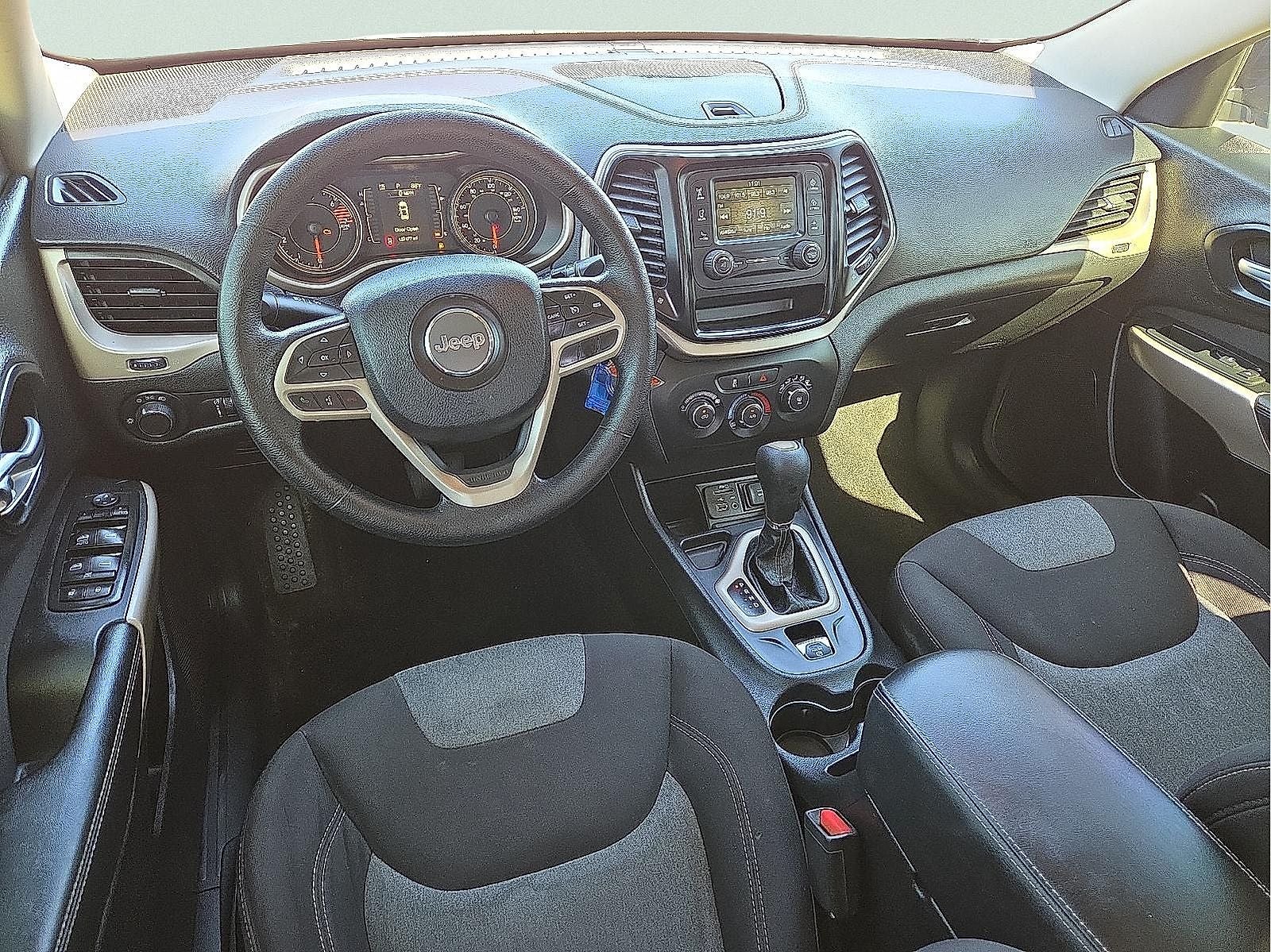 2017 Jeep Cherokee Sport